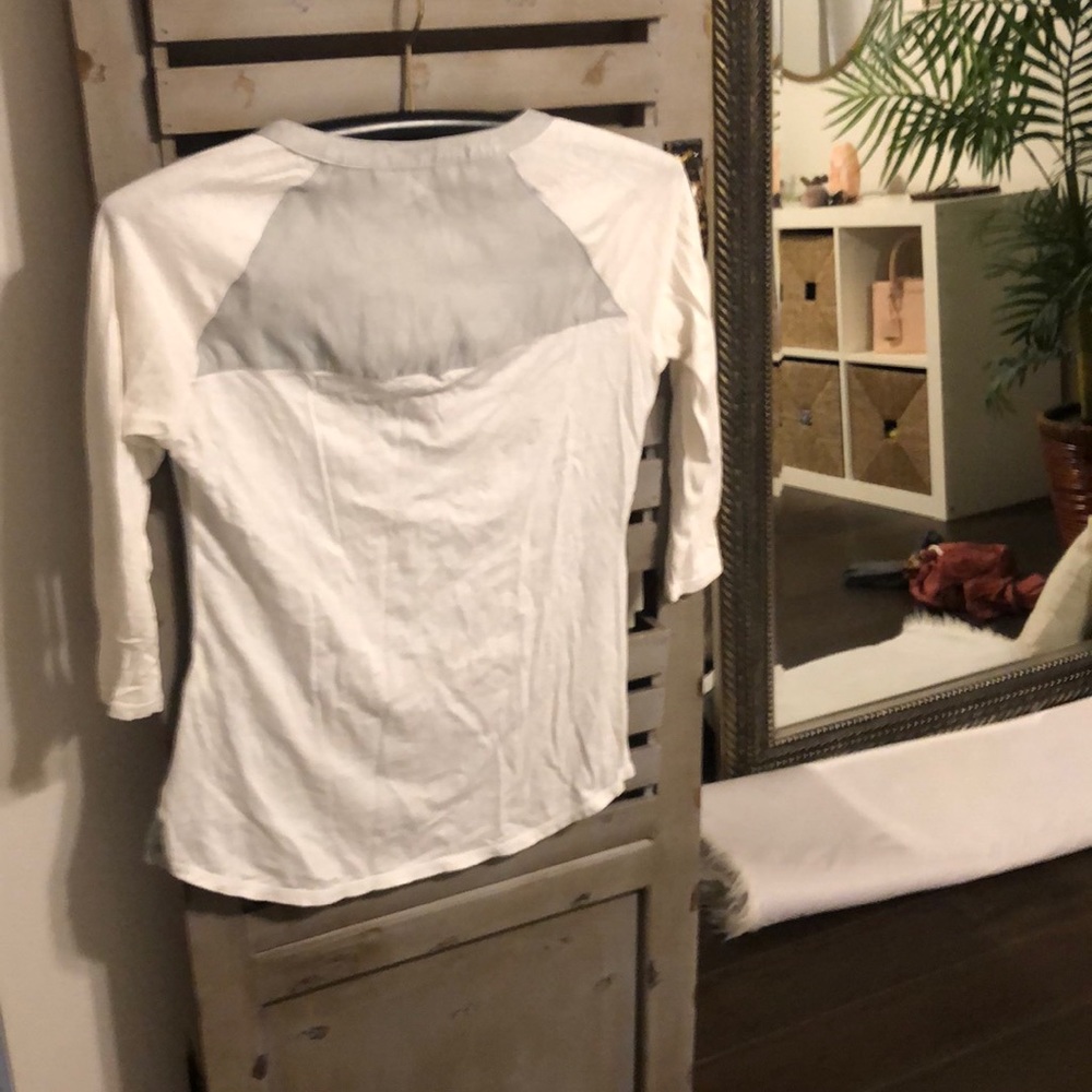 Pretty Buttoned V-Neck! - Picture 2 of 2